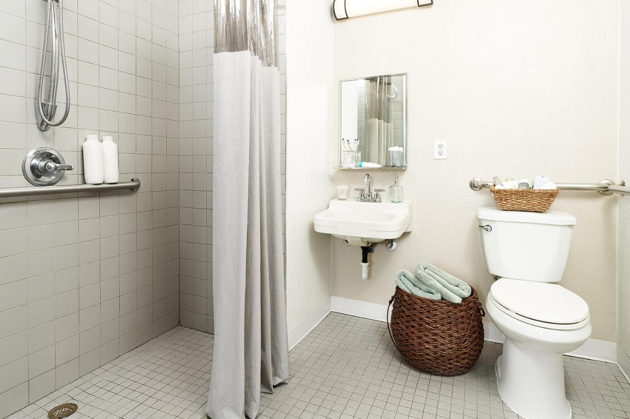 דולות' Intown Suites Extended Stay Atlanta Ga - Gwinnett Place מראה חיצוני תמונה