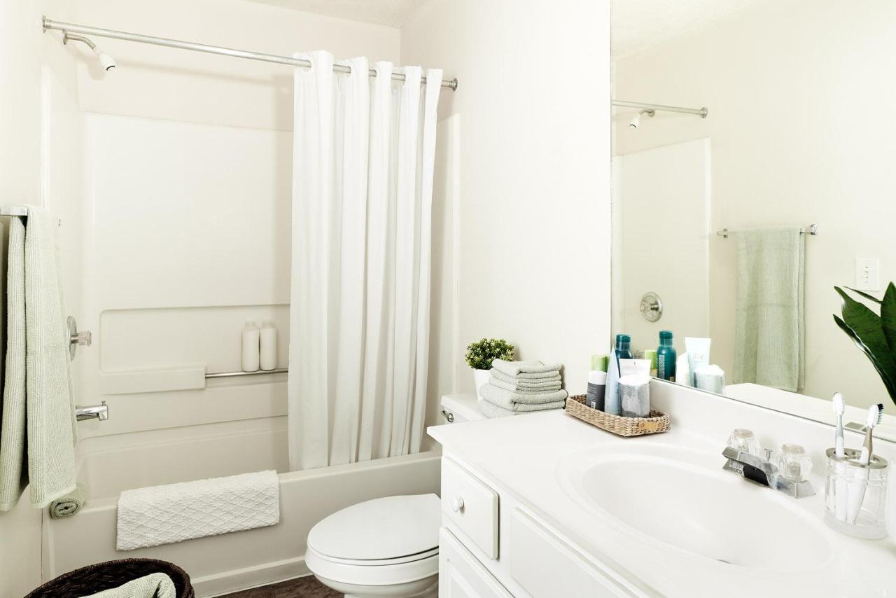 דולות' Intown Suites Extended Stay Atlanta Ga - Gwinnett Place מראה חיצוני תמונה